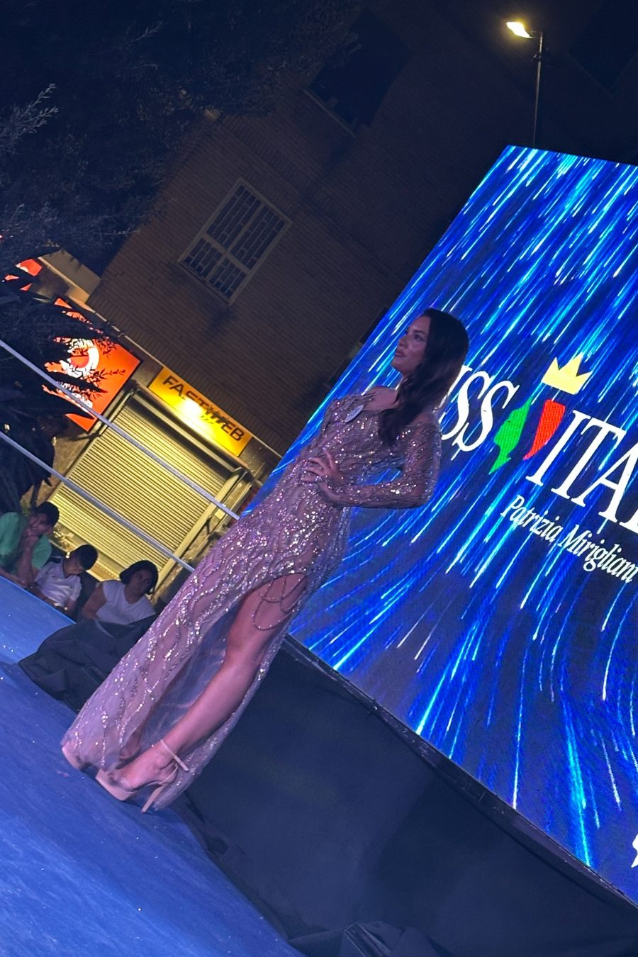 Il LED wall di Miss Italia Campania durante una serata